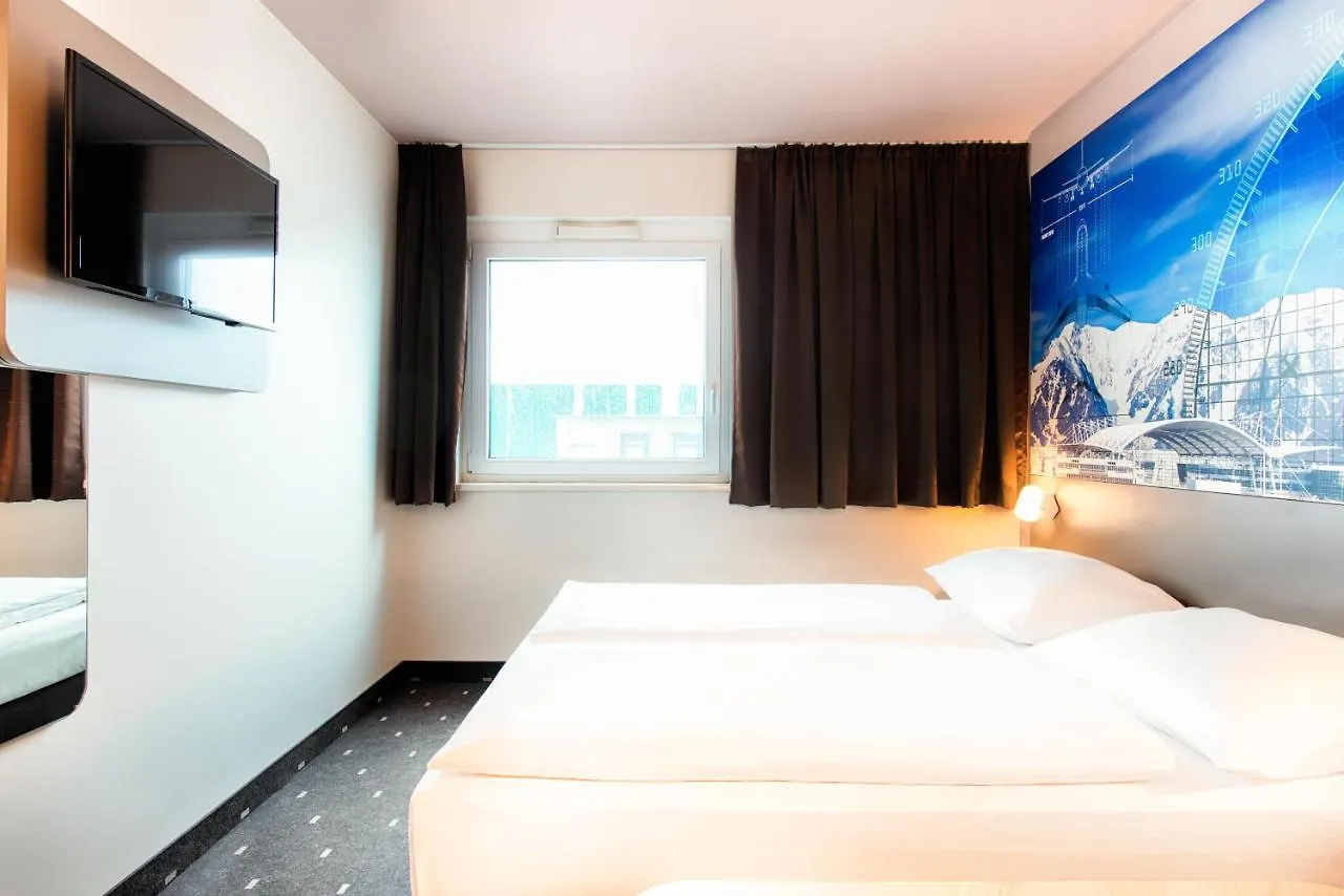 B&B Hotel München Airport Hallbergmoos 3*,